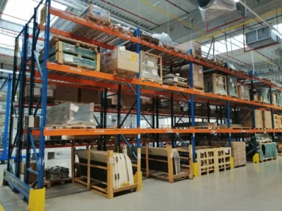 Używane regały magazynowe – okazja czy pułapka?