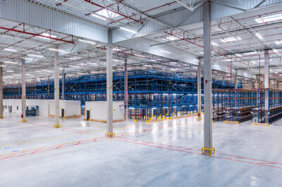 Strefowanie magazynu – jak podzielić przestrzeń i wyznaczyć drogi komunikacyjne?